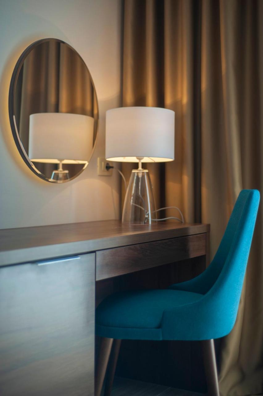 Hotel Twelve By Aycon Budva Bagian luar foto