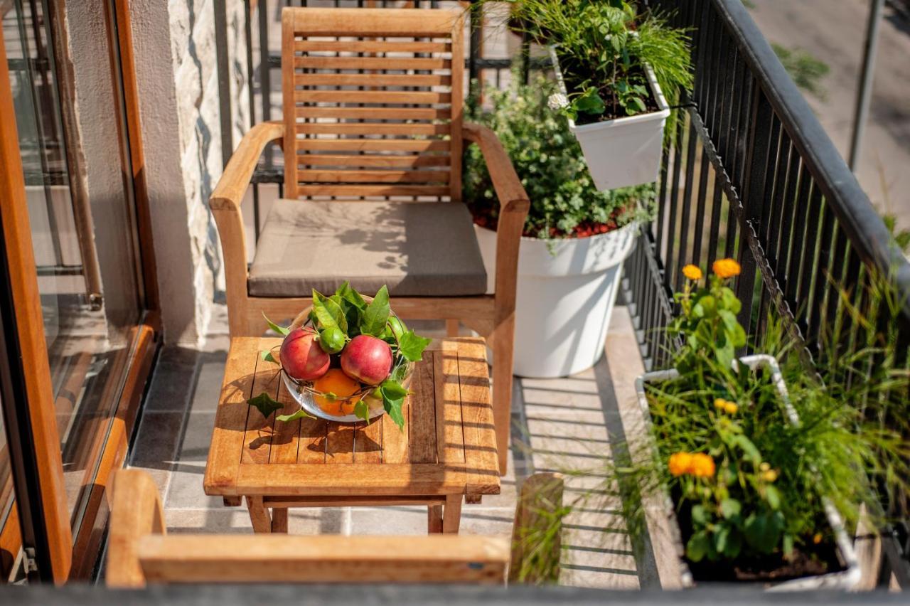 Hotel Twelve By Aycon Budva Bagian luar foto
