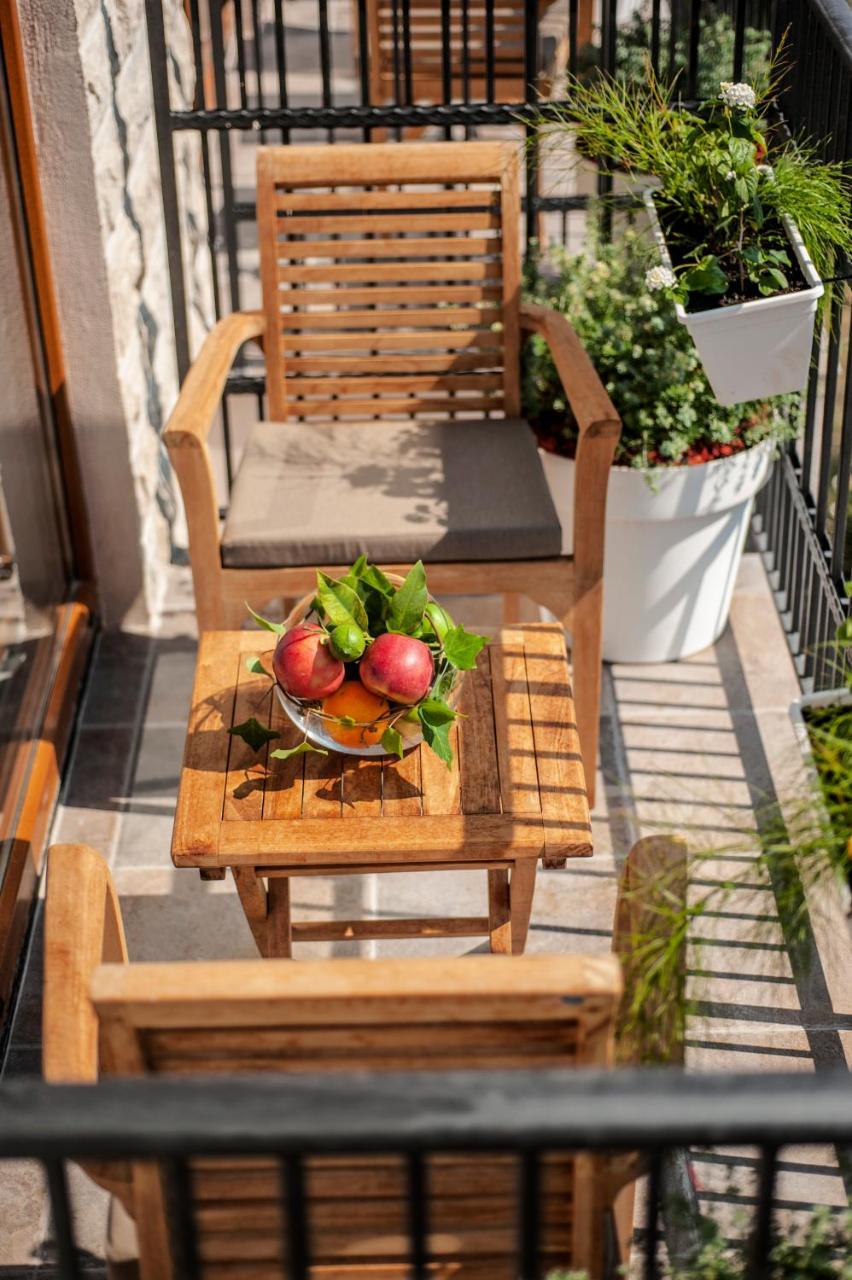 Hotel Twelve By Aycon Budva Bagian luar foto